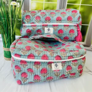 berry-berry-vanity-toiletry-bag-combo-front
