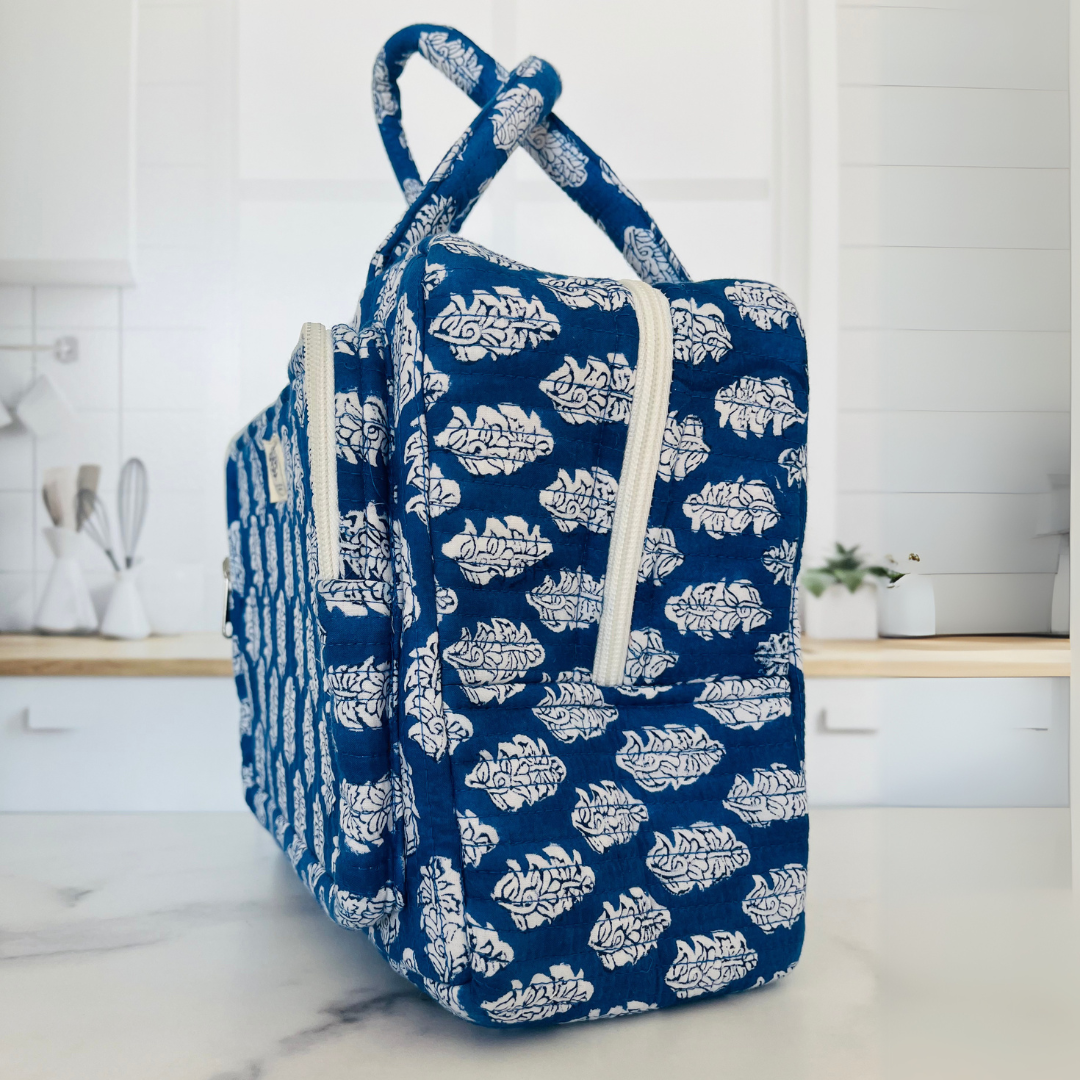 blue-and-white-lunch-bag-side