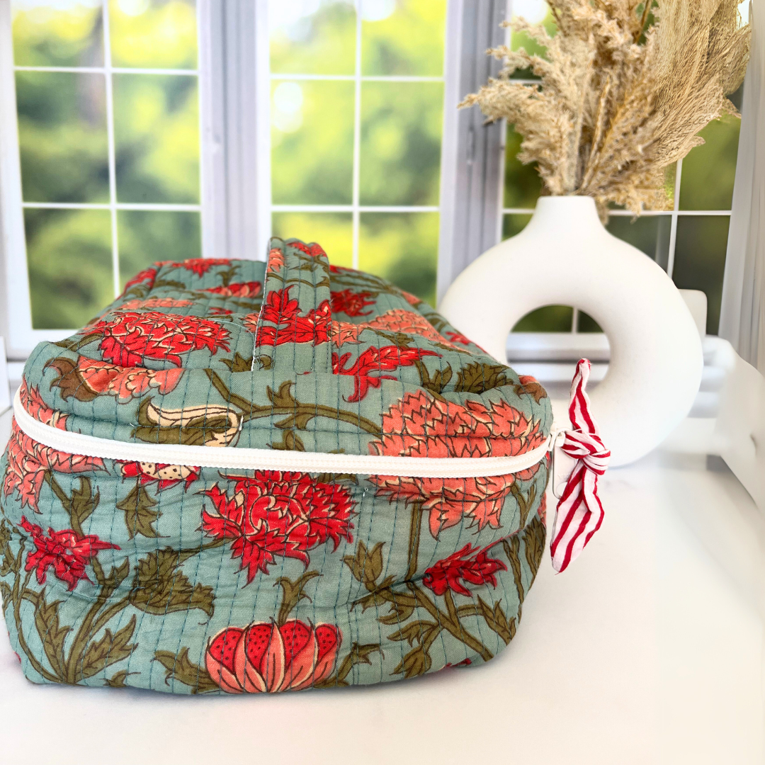 carmine-floretta-vanity-bag-side