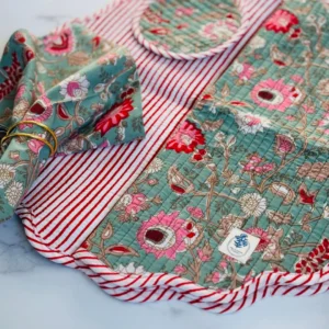 garden-blush-placemats-closeup