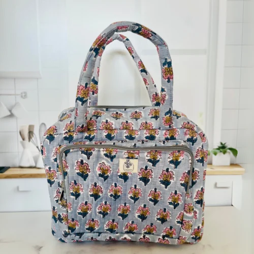 grey-and-pink-lunch-bag-front