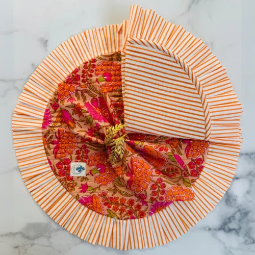 orange-marigold-ruffled-placemat-main