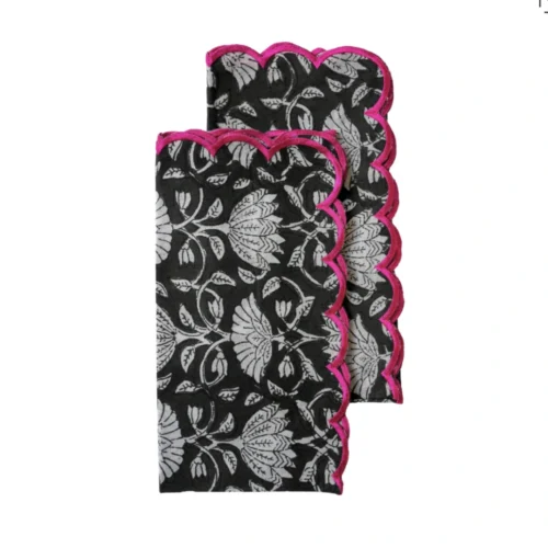 scalloped-napkin-midnight-black