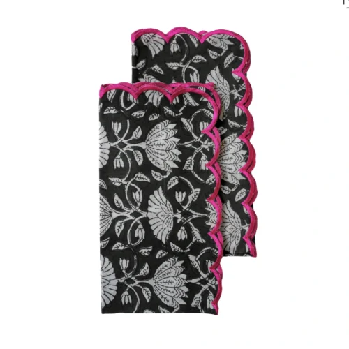 scalloped-napkin-midnight-black